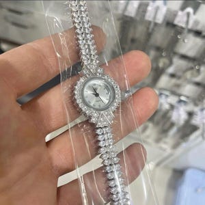Luxury Zircon Women’s Bracelet Watch, Elegant Silver Quartz Watch, Sparkly Roman Numeral Wristwatch, Crystal Bridal Watch,Gift for Her