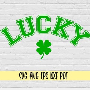 Texto universitario verde de la suerte con trébol de 4 hojas svg png eps dxf pdf sublimación/Día de San Patricio/irlandés/suerte/trébol de 4 hojas/trébol/San Patricio
