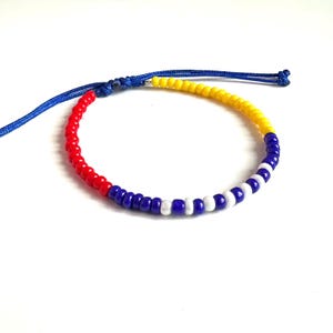 Venezuelan Flag Beaded Bracelet: Tricolor Pride Jewelry