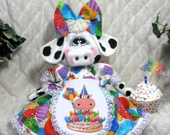 Primitive So So CuTe!! 18"~ Happy Birthday Cow!~ Cupcake ornie ~ RED SHOES ~ Farm doll ~ apron ~ ADORABLE!!
