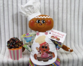 DARLING "LiTTLe GiNgEr GeOrGiE!"~ "NeVeR EnOuGh CuPcAkEs"! ~ Primitive 15" Gingerbread Boy w/apron ~ CUPCAKE ornie ~ WrEaTh AttAcHmEnT