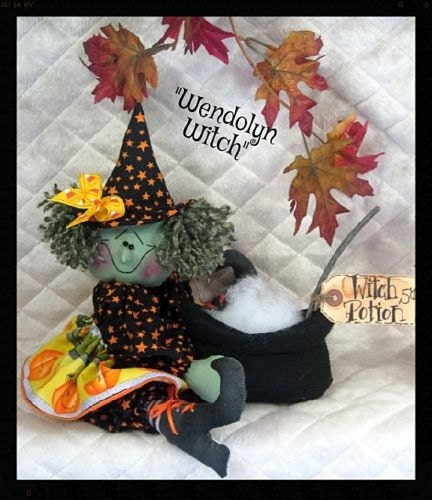 Primitive Halloween Witch Shelf Sitter~pattern #326~from Ginger
