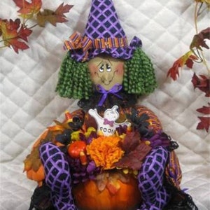 Pierwotny e-wzorzec ~&quot;Wanda Witch&quot;~ Siedząca Wiedźma Dynia (lub koszyk) Centralny element ~ Cyfrowy WZÓR 83