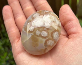 Flower Agate Palm Stone 6–7cm | Natural Flower Agate Crystal | Feminine Energy Stone | Healing Crystal for Growth & Calm | Gift for Her