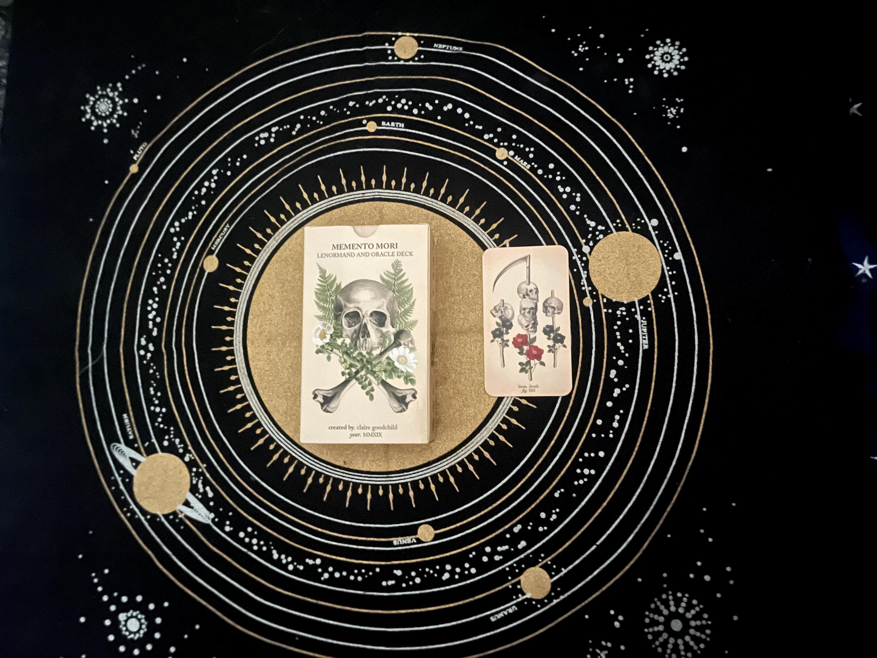 Memento Mori Oracle Deck - Etsy Memento Mori Oracle Deck - Etsy