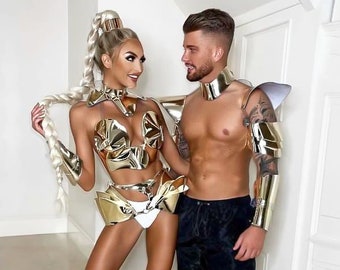 Set di costumi per coppie da festival: abiti in pelle dorata per uomo e donna, costume futuristico, abbigliamento Burning Man, armatura metallica, abiti da rave