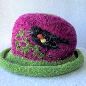 Felted Hat,Bowler Hat,Cloche,Felted Cap,blackbird art,Alpaca hat,Needle Felt bird,bird art,wool hat,women's hat,Millinery Hat