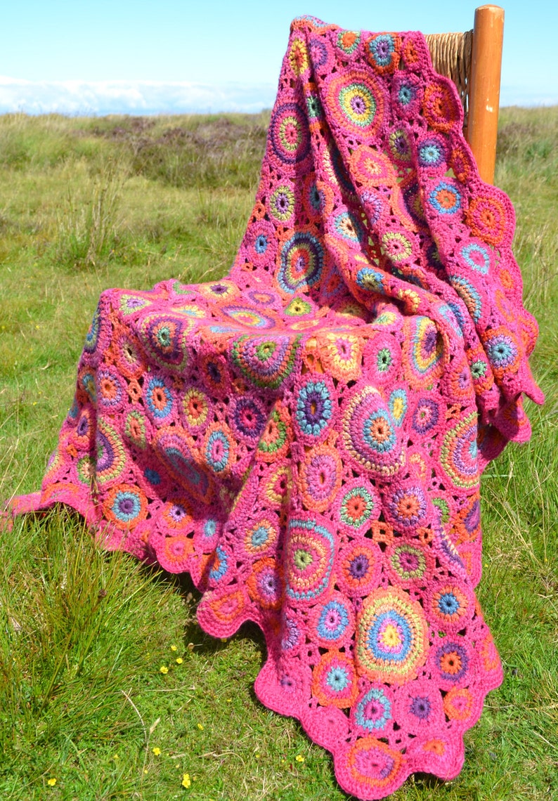 Kissing Circles Crochet Afghan/Blanket  PDF CROCHET PATTERN image 1