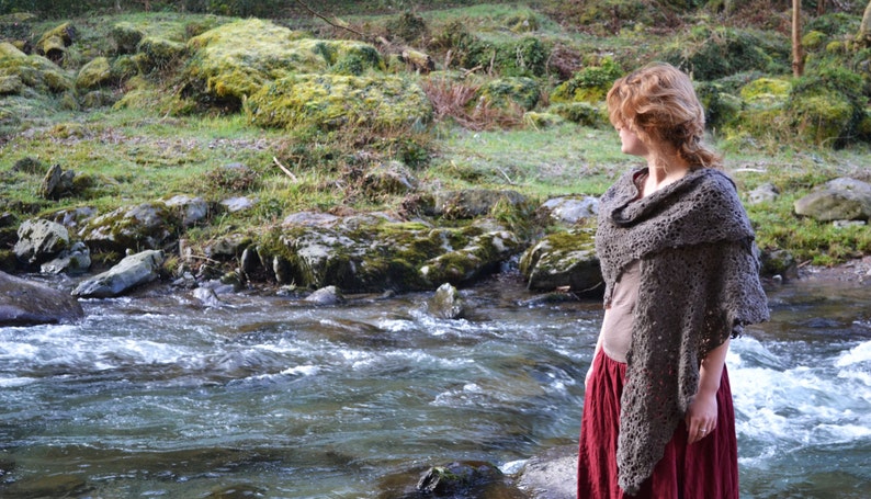 LORNA DOONE Crochet  Shawl PDF Pattern image 3