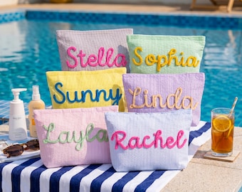 Personalized Seersucker Makeup Bag, Custom Cosmetic Pouch, Embroidered Bags, Travel Toiletry Bag, Bridesmaid Gifts