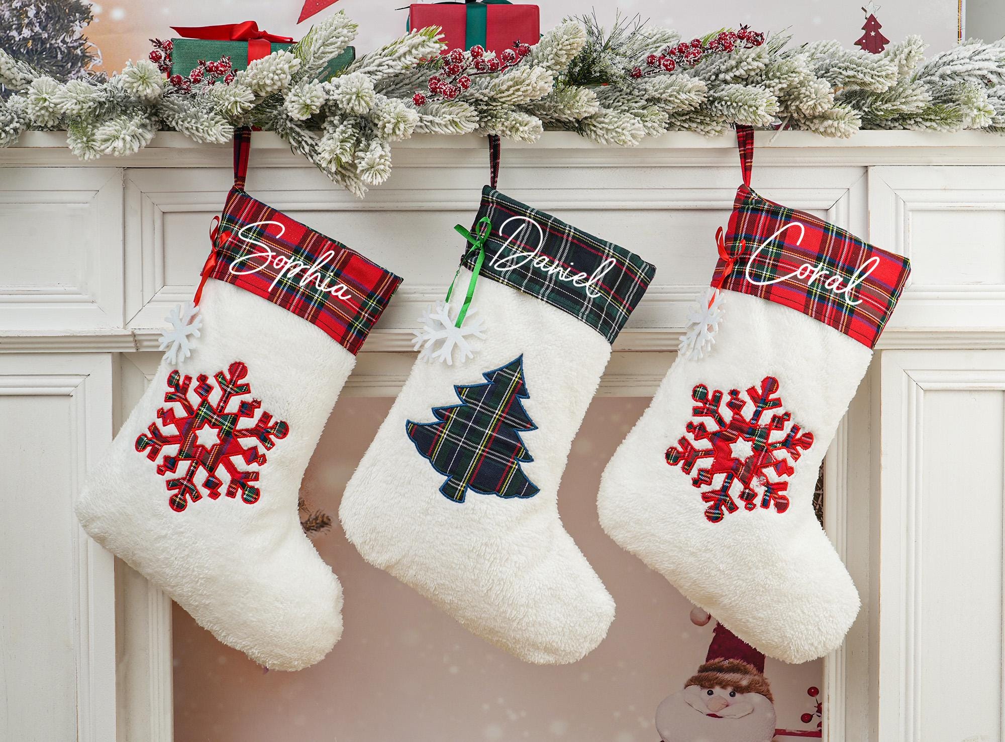 Personalized Pet Stockings,Custom Christmas Stocking,Dog Cat Paw Stocking,Holiday Stockings,Christmas Gift,2025 Family Stocking,Xmas Decor