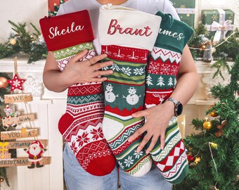 Bas de Noël tricotés personnalisés : bas de Noël avec prénom brodé personnalisé, décoration des fêtes