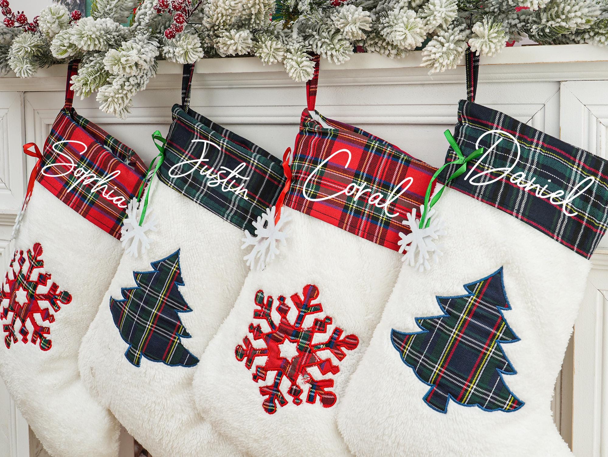 Personalized Pet Stockings,Custom Christmas Stocking,Dog Cat Paw Stocking,Holiday Stockings,Christmas Gift,2025 Family Stocking,Xmas Decor