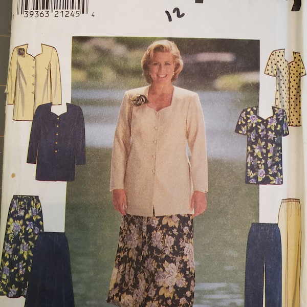 Simplicity 8001 Womens Separates | Plus Size, Tunic, Sleeve Options, Pull-on Skirt or Pants | Sewing Pattern, size 18W-24W or 26W-32W -UNCUT