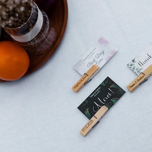 Épingles à linge personnalisées souvenir unique en vrac, cadeaux d'invités de mariage en plein air, cadeaux floraux entre célibataires, cartes de remerciement classiques
