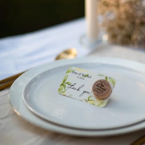 Faveurs de mariage florales en vrac, bouchon de liège de vin personnalisé, souvenir de mariage en liège en bois gravé, cadeau d'invité quinceanera, faveurs de banquet en vrac