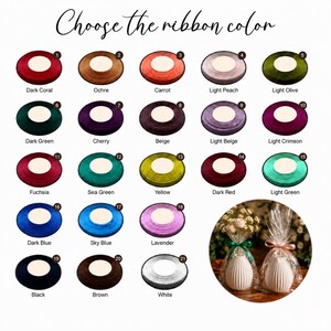 Puede incluir: Imagen que muestra una carta de colores de cintas, incluyendo Coral Oscuro, Ocre, Zanahoria, Melocot&oacute;n Claro, Oliva Claro, Verde Oscuro, Cereza, Beige, Beige Claro, Carmes&iacute; Claro, Fucsia, Verde Mar, Amarillo, Rojo Oscuro, Verde Claro, Azul Oscuro, Azul Cielo, Lavanda, Negro, Marr&oacute;n y Blanco. Texto: "Elige el color de la cinta."