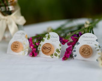 Engagement party wine stopper favors, personalized wedding keepsake gifts, custom guest souvenirs idea