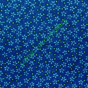 Springs  Mini Floral Royal Blue Calico Daisies Cotton Fabric 1/2 YARD 18&quot; X 43&quot;