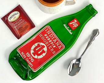 Vintage 7up Salutes Indiana Hurryin' Hoosiers 1976 NCAA Champs Melted Bottle Spoon Rest, College Football