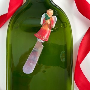 Christmas Cheese Tray with Angel Spreader, Melted Bottle Wine and Cheese Gift, Spoon Rest, Culinary Gift, Gourmet Charcuterie Board image 4