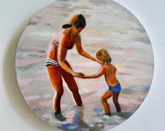 Mutter und Kind am Strand 2 – Originalgemälde – Acrylgemälde auf rundformatigem Holz