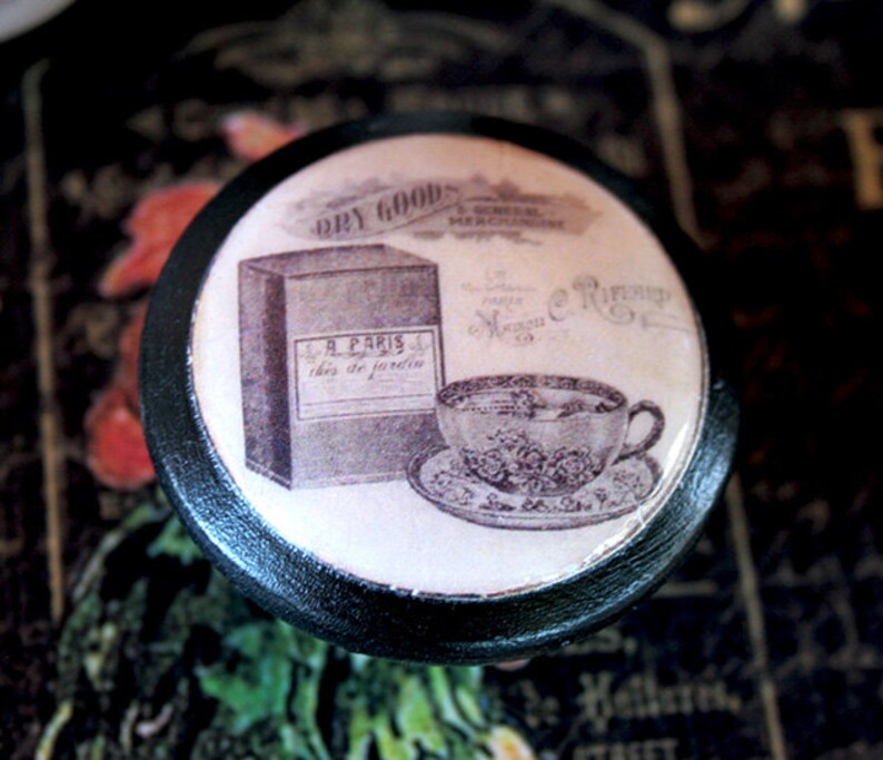 Vintage Knobs Confection Teapot and Flowers