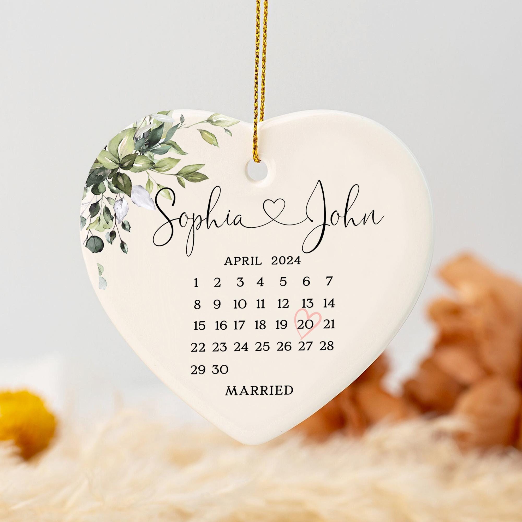 Married Ornament,Custom Wedding Keepsake,Wedding Gift,Wedding Date ornament,Calendar Anniversary Gift,Ceramic married ornament,Newlywed Gift