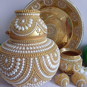 Sydindiska ritualset för bröllop, dekorerad Kanyadanam tallrik i mässing, Ungarala Binda, Garika Munthalu