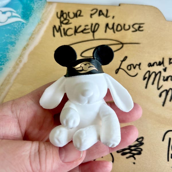 Serviette en peluche Disney Cruise Evie, animal, poussière de lutin, cadeau de rallonge de poisson, cadeau d'acteur, aimant de croisière, ornement de croisière Disney