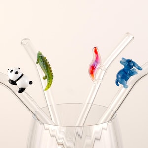 Handgjort sugrör i glas: Panda, krokodil, sjölejon, elefant - Set med utrotningshotade djur