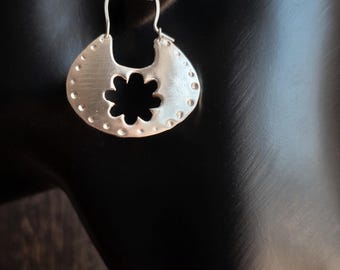 silver flower chaway, mapuche earrings