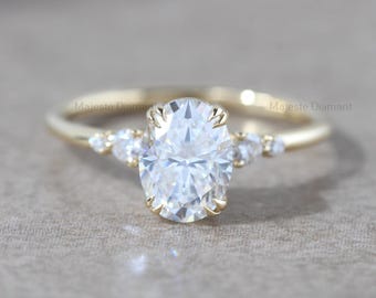 Oval-Cut Lab-Created Diamond Solitaire With Accent Ring, 14K Solid Yellow Gold Double Prong Ring, Wedding Ring For Women, HPHT Diamond Ring