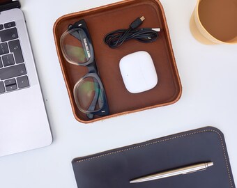 Leather tray desk organizer,key holder,business card holder,makeup organizer,pen holder,sticky notes,glasses holder,pencil holder,edc tray