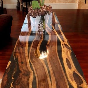 Luxury Black Epoxy Resin Dining Table – Handmade Live Edge River Wood Table – Custom Modern Rustic Wooden Furniture for Home Decor