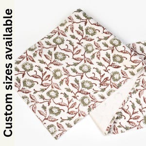 Floral Table Runner Green table runner Farmhouse table runner Dining Decor French Country Table Linen Spring table runner House Gift Runner