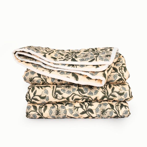 Floral Quilt Block Print Bedding Reversible Bedroom Decor comforter quilted Bedspread Handmade Quilted Blanket Throw housewarming gift