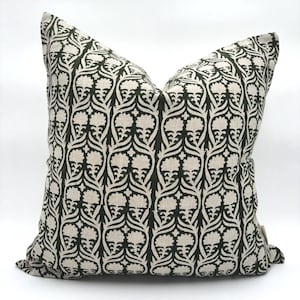 Lumbar pillow sizes gift idea green Linen Throw pillow Floral Block Pattern Cover Home Rustic Decor Sofa Bohemian Style Farmhouse Cushion