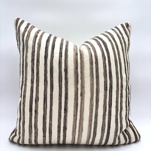 Fodera per cuscino a righe Cuscino a righe marroni Cuscino testurizzato Decorazione per la casa in seta da fattoria Pezzo decorativo per divano Regalo di inaugurazione della casa in stile country