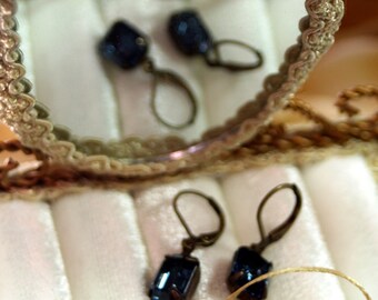 Midnight Star Dark Navy Swarovski Rhinestone Estate Earrings Vintage Heirloom PETITE