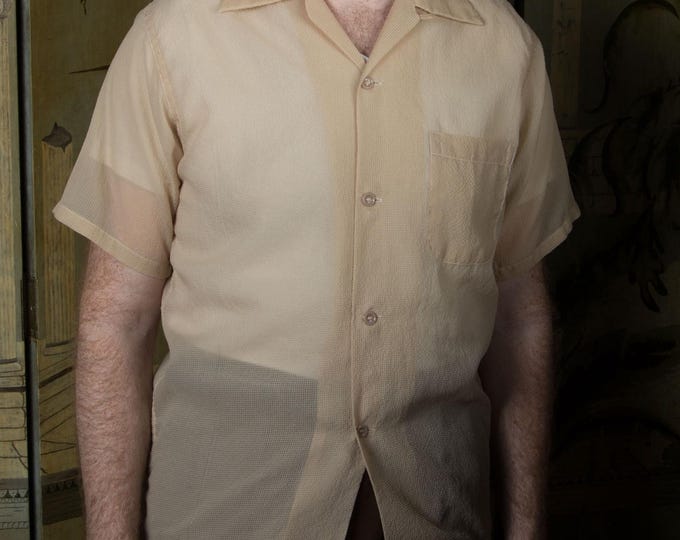 Vintage 1950s GENTRY Sheer Nylon Seersucker Loop Collar Patch Pocket Short  Sleeve Shirt in Pale Tan