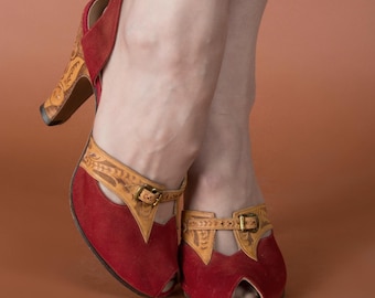 1950s Shoes - Size 6 1/2 M - Gorgeous Late 1940s/Early 1950s Tooled Leather and Brick Red Suede Heels - Autumn Lookbook 2026