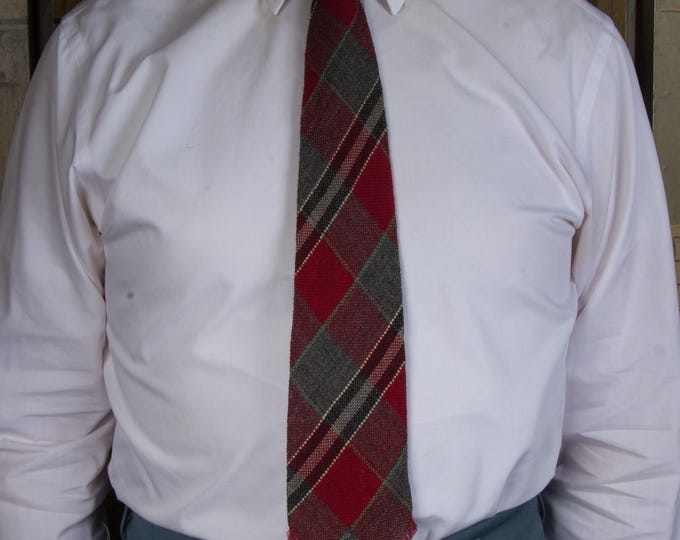 Vintage 1940s Hand Woven Wool Tewa Weavers Red and Grey Plaid with White and Seafoam Green