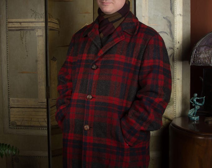Vintage Late 1950s/Early 1960s Pendleton Wool Red and Grey Plaid Quilted Lining Outerwear Chore Coat