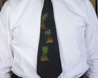 Vintage 1940 50s Hand Painted California Hollyvogue Glo-Ti Necktie in Deep Green with Palm Trees