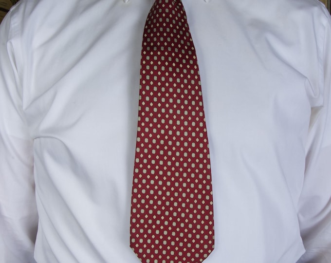 Vintage 1940s 100% Silk Tie in in Deep Brick Red with Cream and Pale Grey