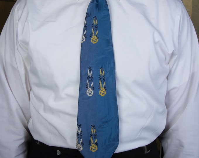 Vintage 1940s Shiny All Silk Wide Necktie with in Blue Floral Bunny Faces