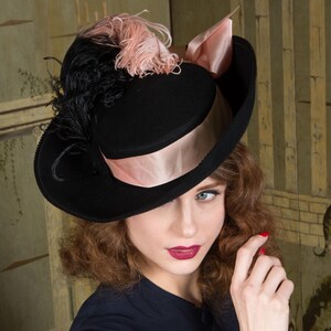 Vintage Black Wide Brim Hat With Feathers - Etsy display picture 1