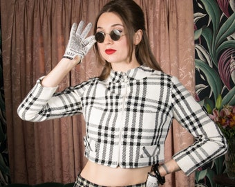 1960s Jacket - Sporty Vintage 60s Cropped Zip Front Jacket in Black and White Plaid