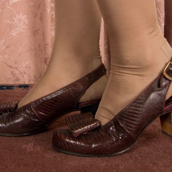 TAG SALE 1940s Shoes - Size 6 - Fabulous Brown Reptile 30s Babydoll Slingbacks with Studded Bow and Squared Heel